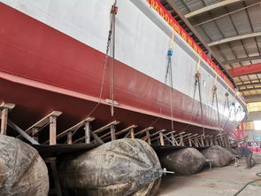 嘉興建造的62.2米公務船成功采用氣囊下水技術(shù)